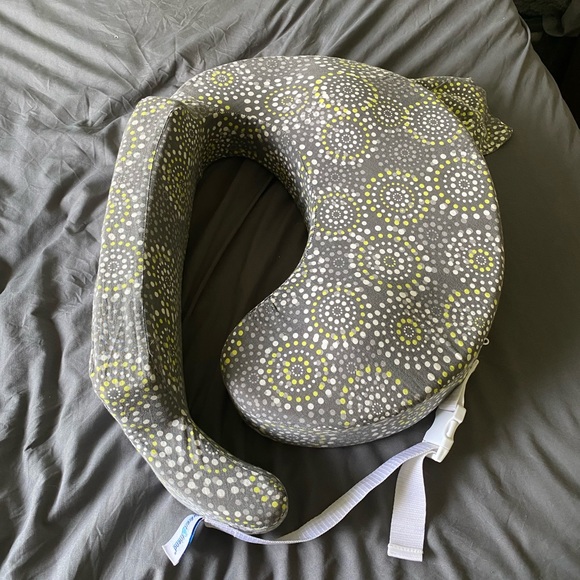 My Breast Friend nursing pillow - Picture 1 of 1
